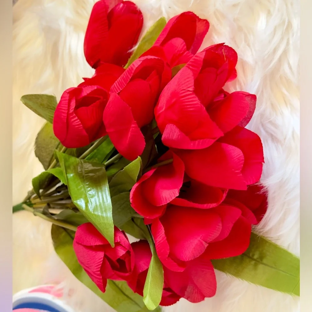13 Red Silk Tulips Flowers Spring Summer Table Floral Arrangement Faux Florals